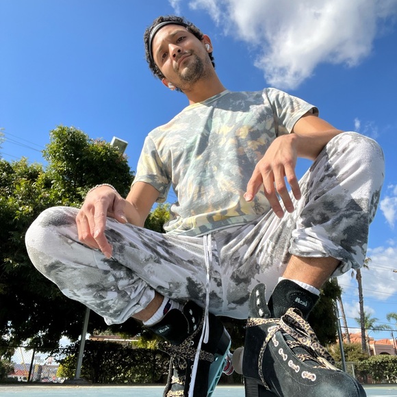 Meet your Posher, Denver - Picture 5 of 7